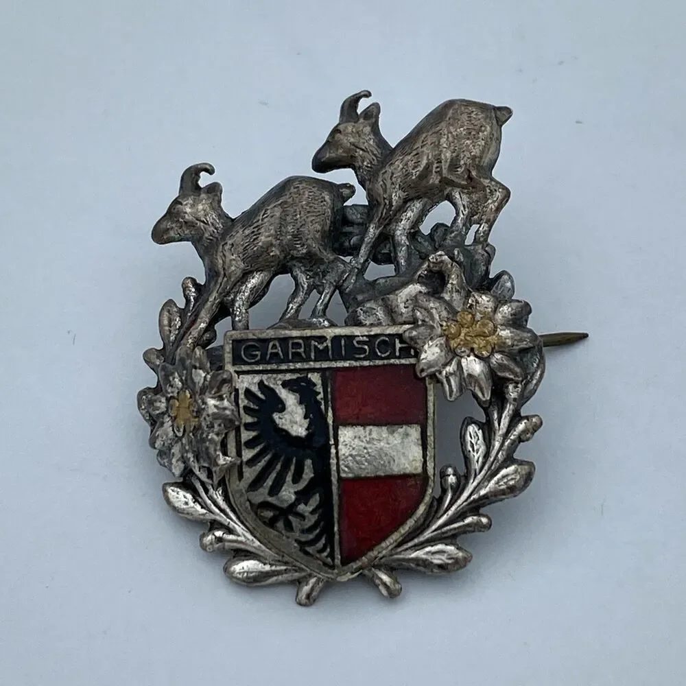 Silver Tone Vintage Garmisch Collectible Germany Crest Souvenir Pin